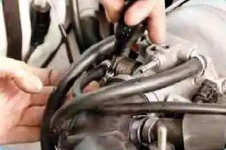 Як замінити прокладку кришки ГБЦ ВАЗ-2123