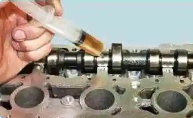 Замена маслосоъемных колпачков двигателя ВАЗ-21126