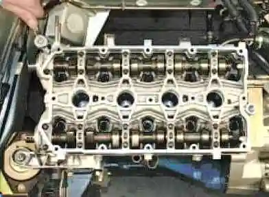 Замена маслосоъемных колпачков двигателя ВАЗ-21126