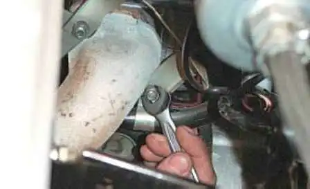 Замена прокладки головки блока цилиндров ЗМЗ-409 Замена прокладки головки блока цилиндров ЗМЗ-409