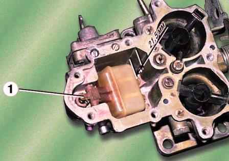 How to adjust a K-151 carburetor