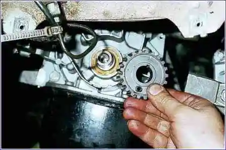 Replacing crankshaft seals VAZ-21126
