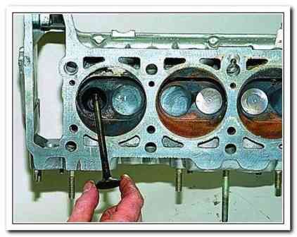 Disassembly and assembly of the VAZ-2123 cylinder head