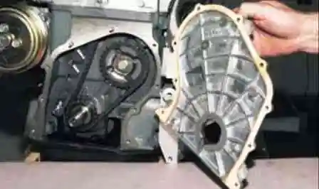 Replacing the VAZ-2123 chain tensioner shoe