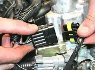 Замена прокладки крышки ГБЦ ВАЗ-21126