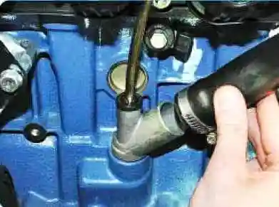 Замена прокладки крышки ГБЦ ВАЗ-21126