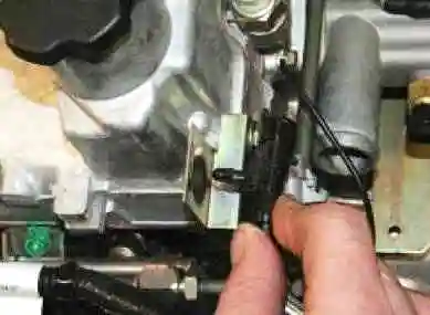 Замена прокладки крышки ГБЦ ВАЗ-21126