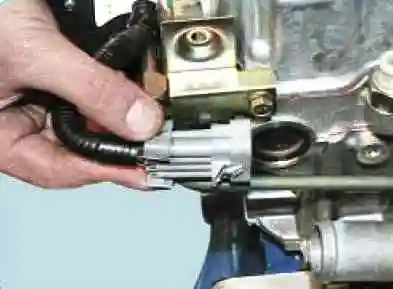 Замена прокладки крышки ГБЦ ВАЗ-21126