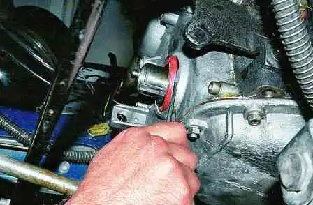 How to replace crankshaft seals ZMZ-406 How to replace crankshaft seals ZMZ-406