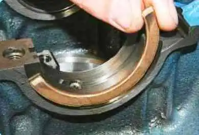 Disassembly of the VAZ-engine 21126 Disassembly of the VAZ-21126 engine