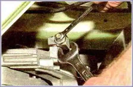 Checking the condition and replacing the VAZ-21114 engine generator drive belt Checking the condition and replacing the VAZ-21114 engine generator drive belt