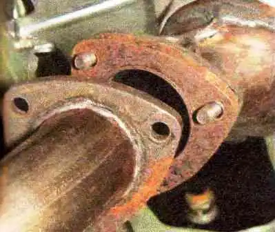 VAZ-21114 қозғалтқышын шығару жүйесі