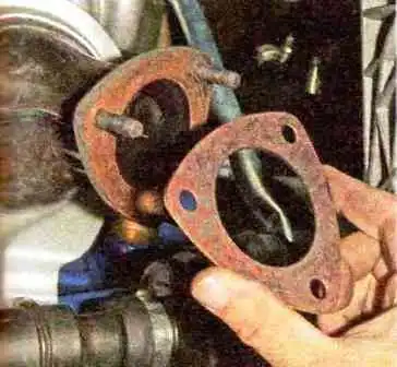 VAZ-21114 қозғалтқышын шығару жүйесі