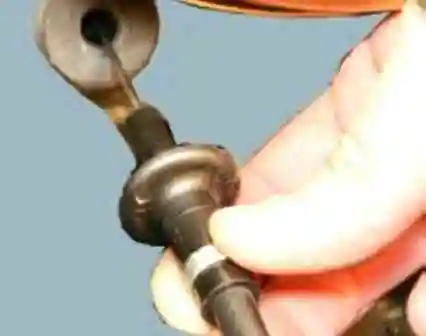 Reemplazo del cable del acelerador ZMZ-409