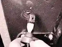 Reemplazo del cable del acelerador ZMZ-409