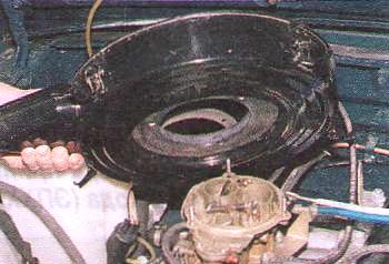 Extracción e instalación del carburador K-151