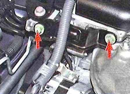 How to replace 2AZ-FE Toyota Camry powertrain mounts