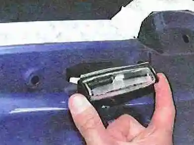 Заміна фар, ліхтарів та плафонів освітлення Тойота Камрі