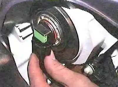 Заміна фар, ліхтарів та плафонів освітлення Тойота Камрі