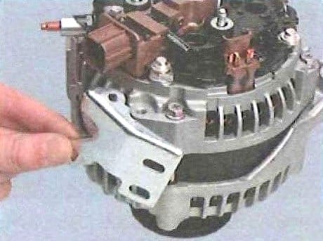 Reparación del alternador de Toyota Camry