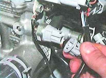 Reemplazo del sensor e interruptor de Toyota Camry