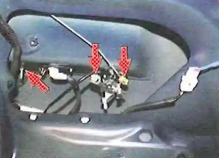 Toyota Camry trunk parts removal and installation