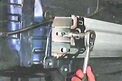 Toyota Camry rear bumper replacement