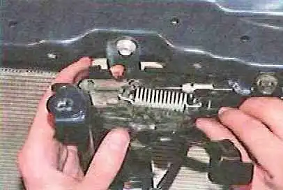 Toyota Camry сорғышын ауыстыру және реттеу