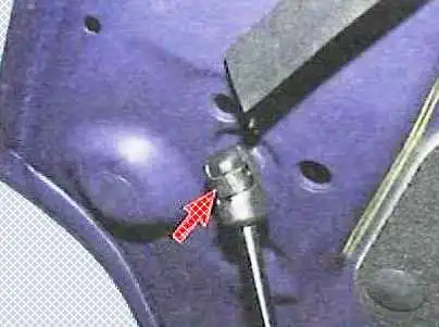 Toyota Camry сорғышын ауыстыру және реттеу