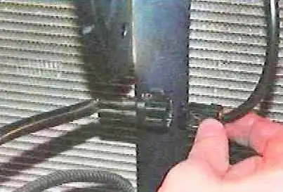 Toyota Camry сорғышын ауыстыру және реттеу