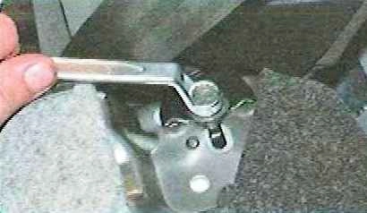 Toyota Camry seat removal and installation