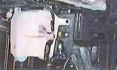 Ремонт стеклоочистителя и стеклоомывателя автомобиля Тойота Камри