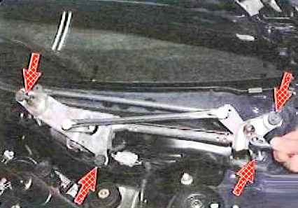 Ремонт склоочисника та склоомивача автомобіля Тойота Камрі