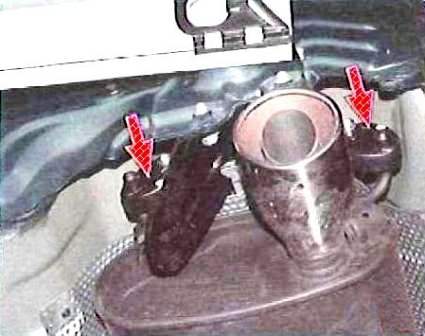 Ersetzen von Schalldämpfern und Schalldämpfern des Toyota Camry