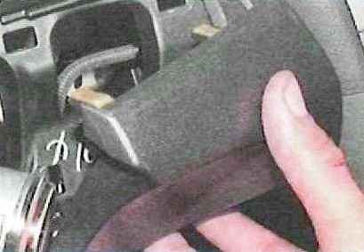 Removing and installing the Toyota Camry automatic transmission control selector