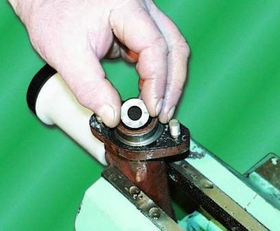 ремонт главного цилиндра привода выключения сцепления