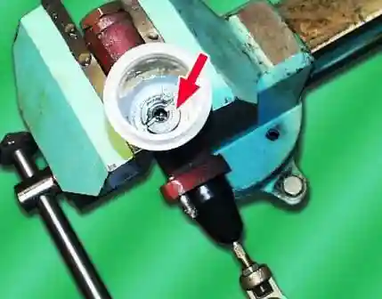 ремонт главного цилиндра привода выключения сцепления