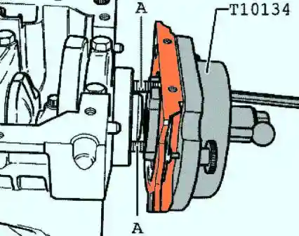 Закрепление монтажного приспособления на фланце коленвала 