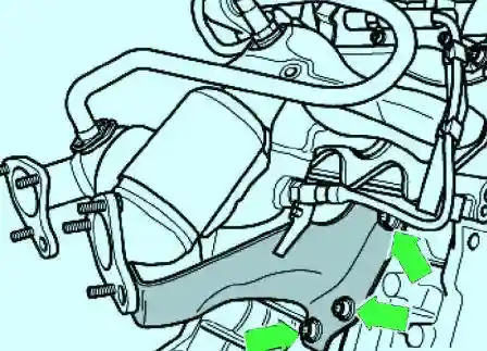 Болты крепления правой стойки выпускного коллектора