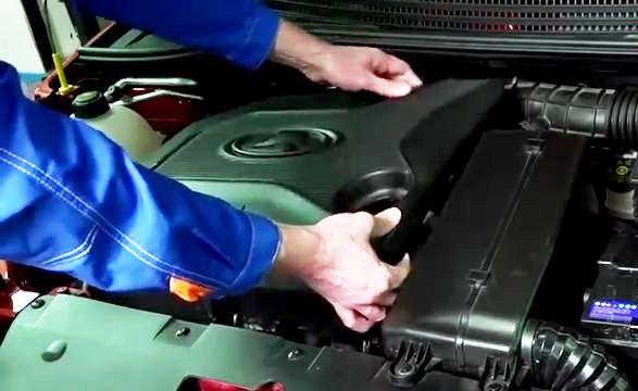 Замена свечей зажигания автомобиля Lada Xray