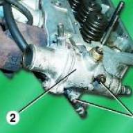 How to remove and install the cylinder head ZMZ - 402