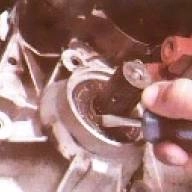 Replacing the oil seals of the Renault Logan gearbox
