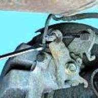 Replacing brake pipes Renault Megane 2